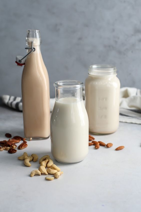 4 Reasons To Switch To Homemade Nut Mylk + How Make Homemade Nut Mylk ...